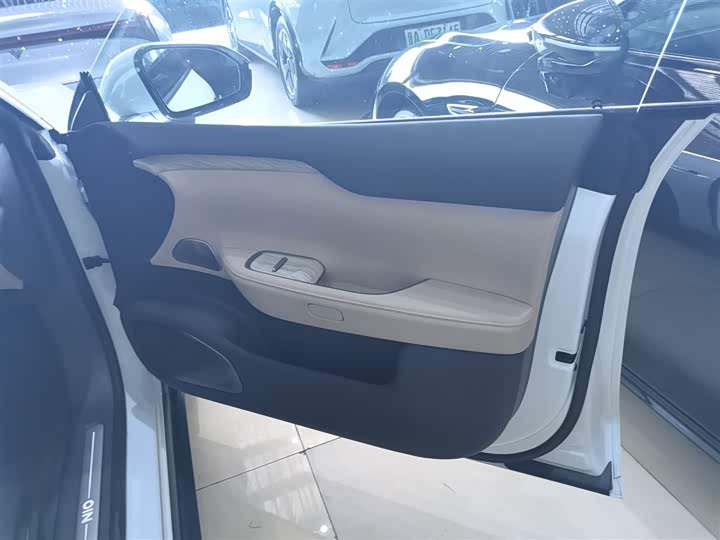 Фото 26 - Nio ET7