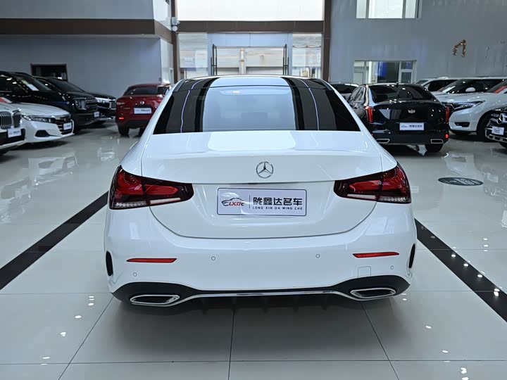 Фото 18 - Mercedes-Benz A-Class