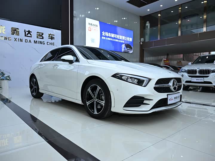 Фото 3 - Mercedes-Benz A-Class