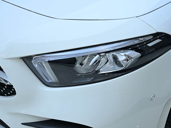 Фото 5 - Mercedes-Benz A-Class