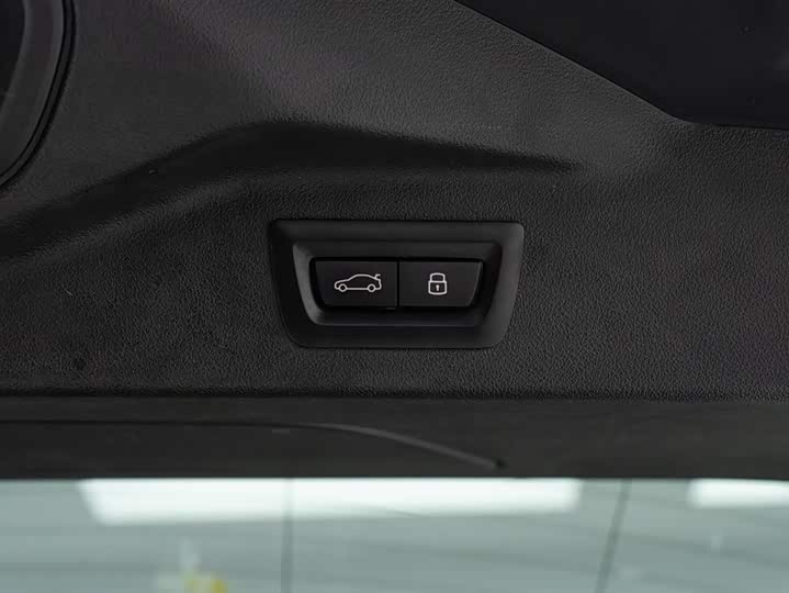 Фото 12 - BMW X7