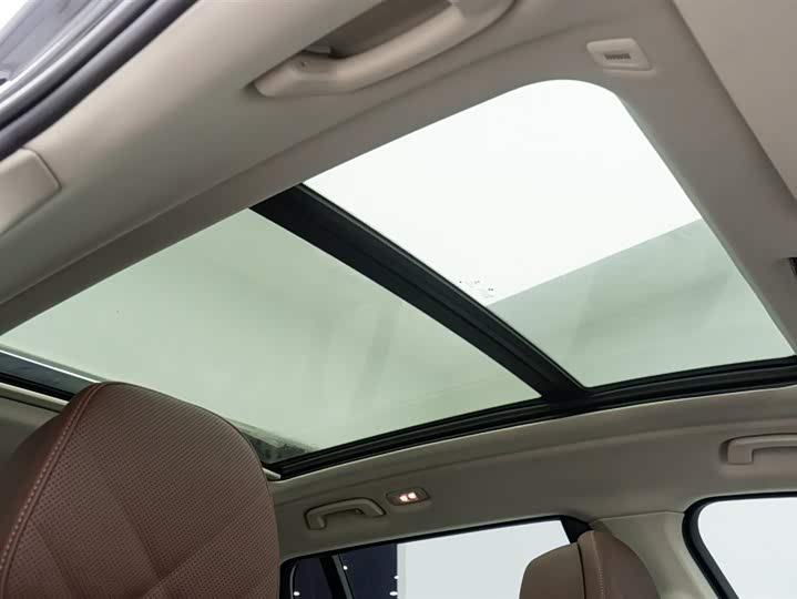 Фото 20 - BMW X7