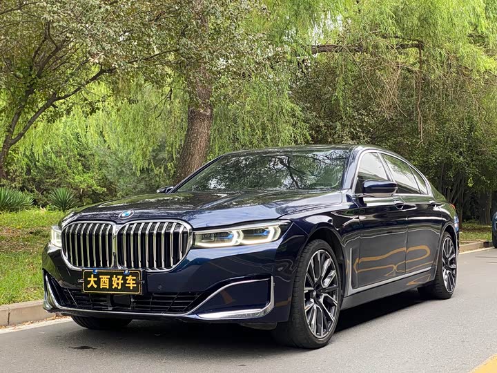 Фото 1 - BMW 7 Series