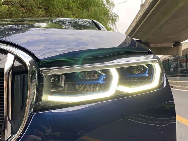 Фото 11 - BMW 7 Series