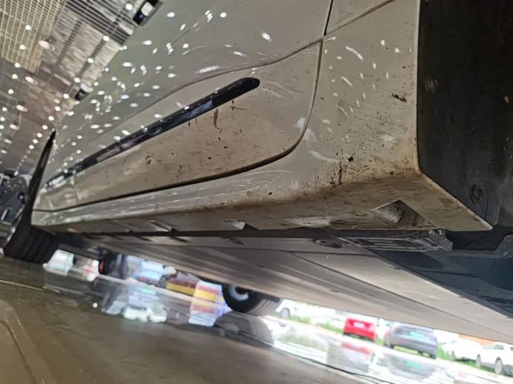 Фото 21 - Zeekr 001