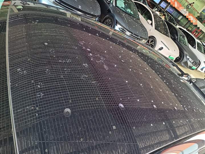 Фото 31 - Zeekr 001