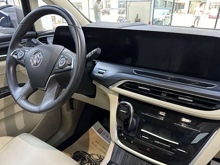 Фото 13 - Buick GL8 ES