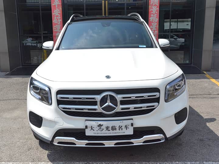 Фото 2 - Mercedes-Benz GLB-Class