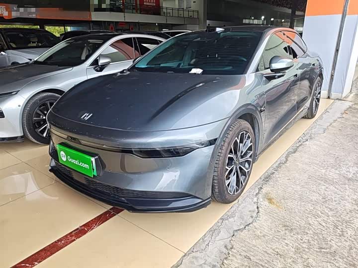 Фото 1 - Zeekr 007