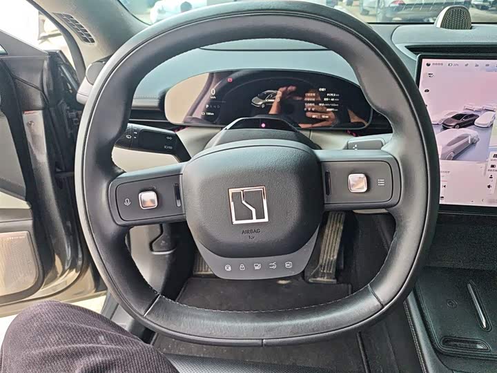 Фото 11 - Zeekr 007