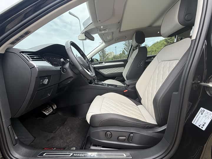 Фото 4 - Volkswagen Magotan