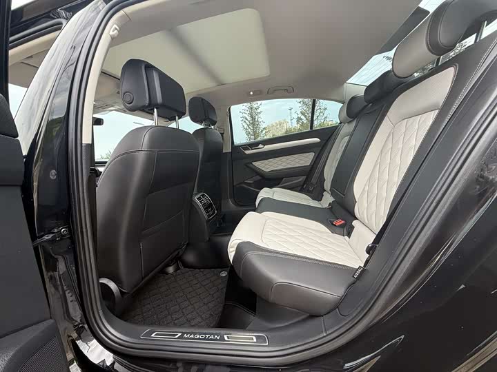 Фото 6 - Volkswagen Magotan