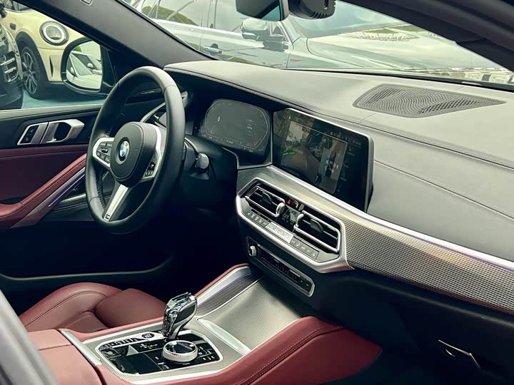 Фото 18 - BMW X6