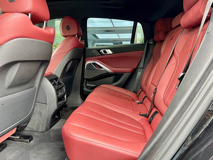 Фото 20 - BMW X6