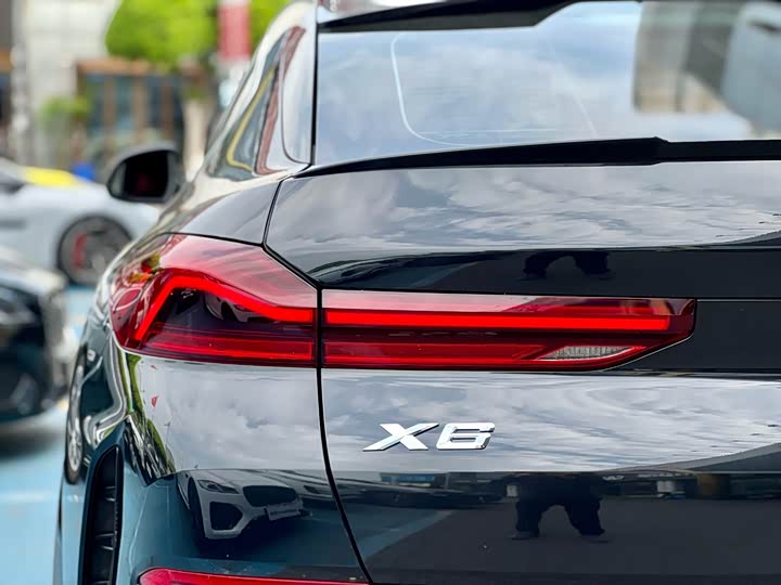 Фото 28 - BMW X6