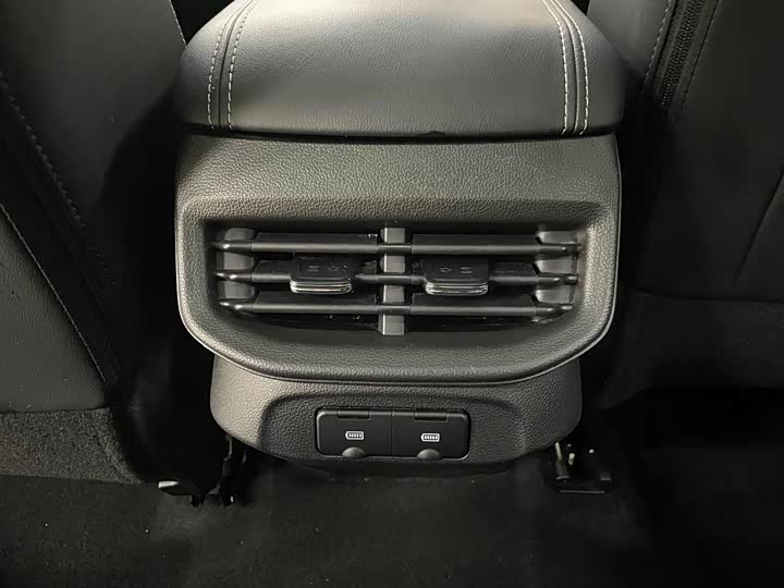 Фото 13 - Haval H6