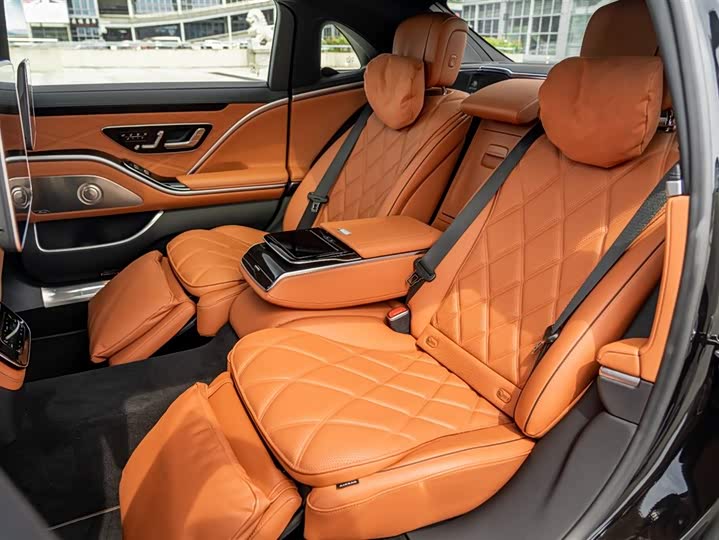 Фото 10 - Mercedes-Benz Maybach S-Class