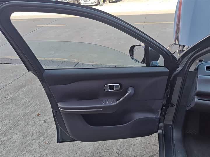 Фото 28 - Leapmotor C10