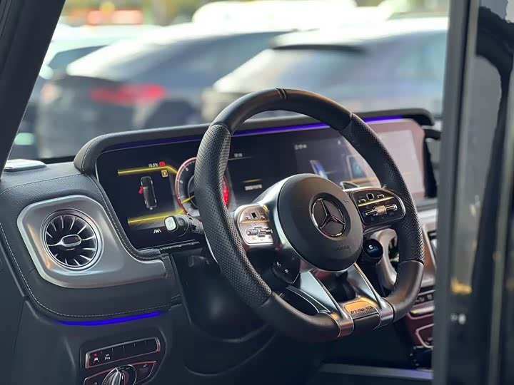 Фото 5 - Mercedes-Benz G-Class AMG