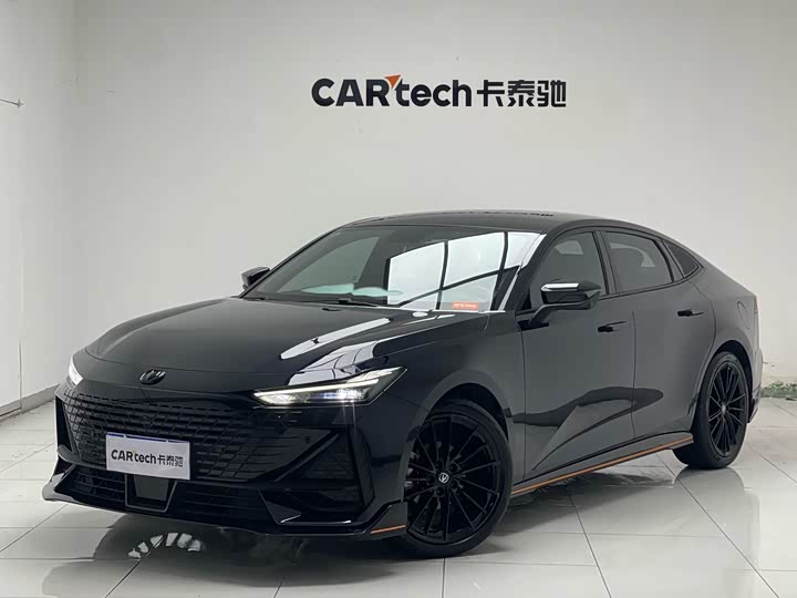 Фото 1 - Changan UNI-V