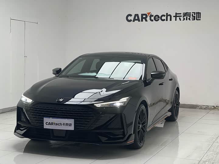 Фото 10 - Changan UNI-V