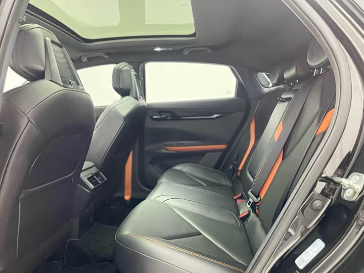 Фото 22 - Changan UNI-V