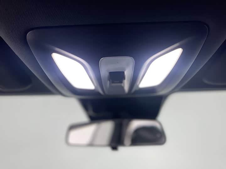 Фото 28 - Changan UNI-V