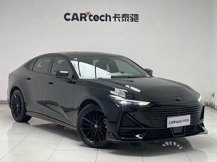 Фото 3 - Changan UNI-V