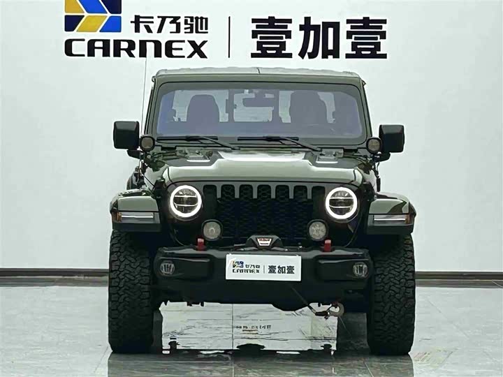 Фото 2 - Jeep Gladiator