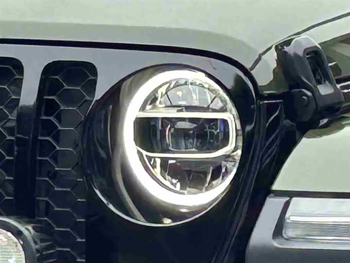 Фото 3 - Jeep Gladiator