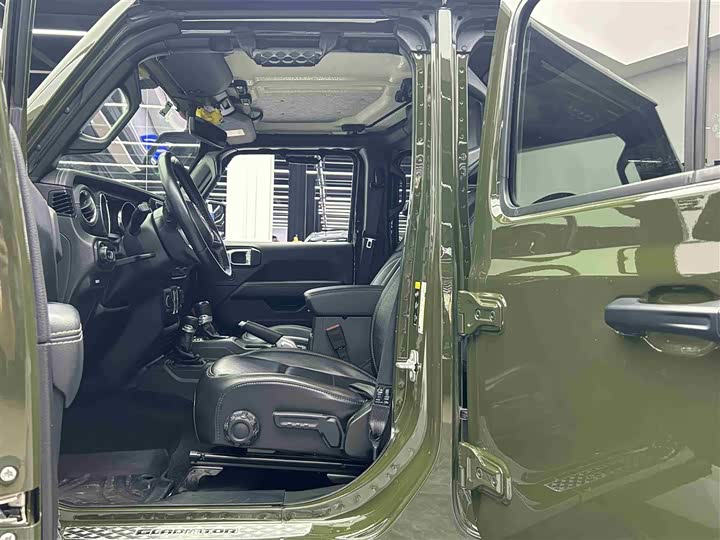 Фото 6 - Jeep Gladiator