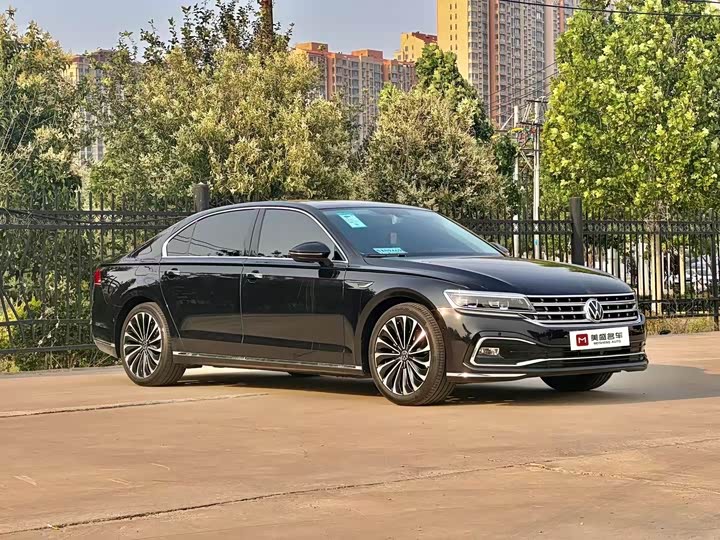 Фото 3 - Volkswagen Phideon