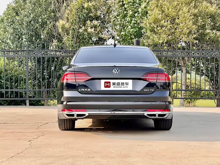 Фото 8 - Volkswagen Phideon