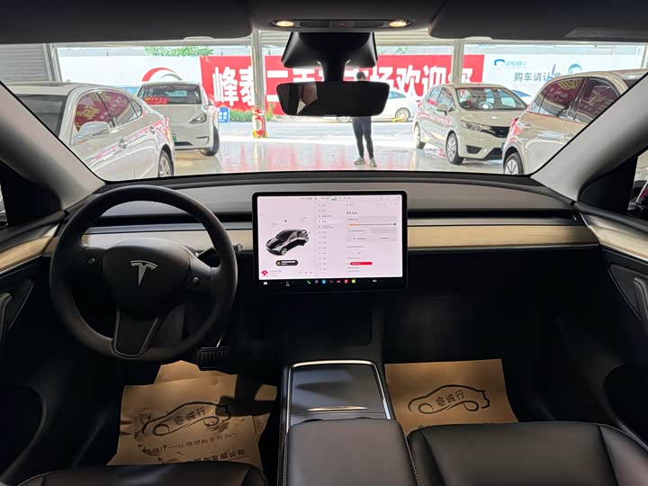 Фото 5 - Tesla Model Y