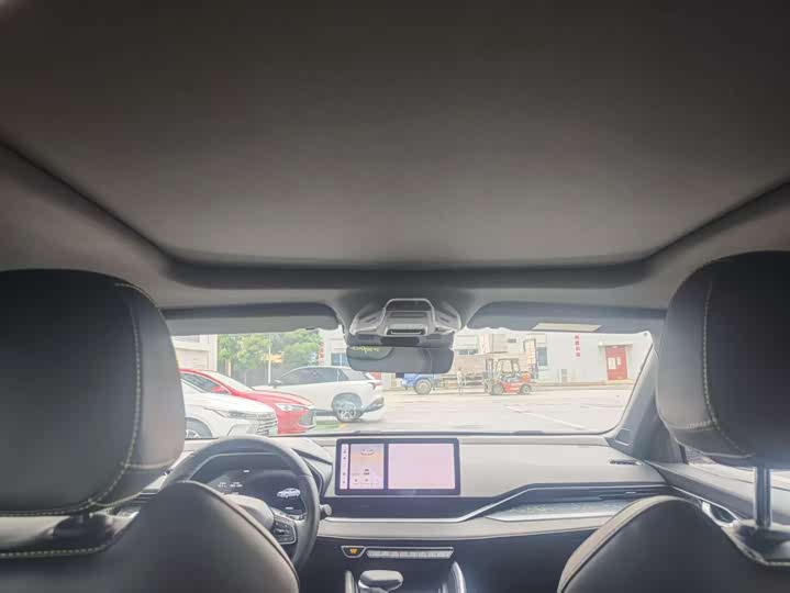 Фото 15 - Geely Preface