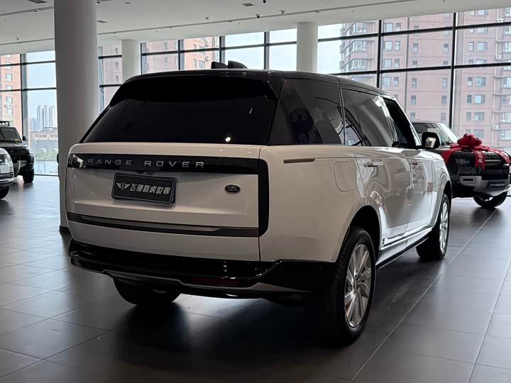 Фото 24 - Land Rover Range Rover