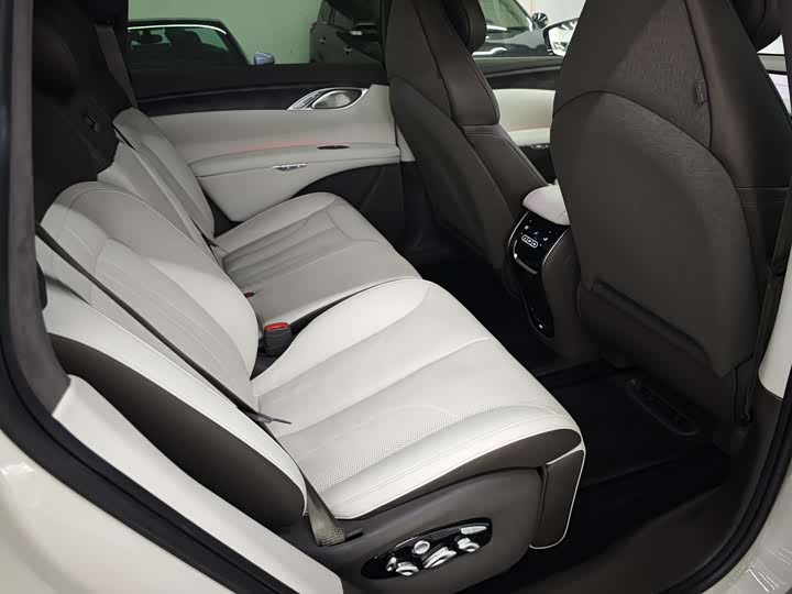 Фото 8 - IM motors LS7