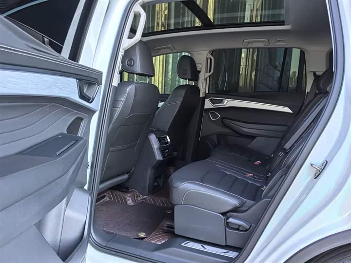 Фото 9 - Volkswagen Talagon