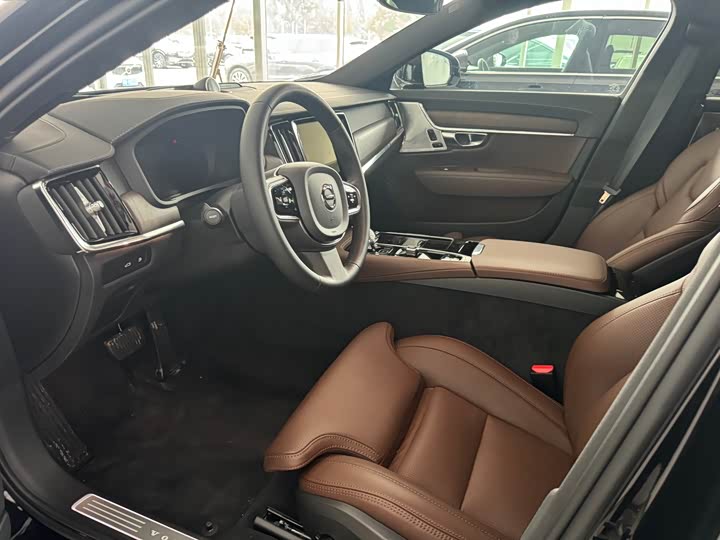 Фото 7 - Volvo S90 Hybrid