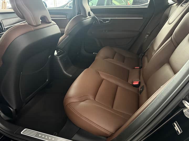 Фото 8 - Volvo S90 Hybrid