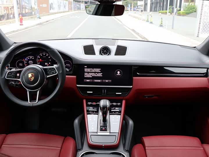 Фото 14 - Porsche Cayenne