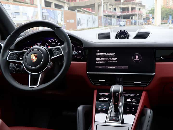 Фото 15 - Porsche Cayenne