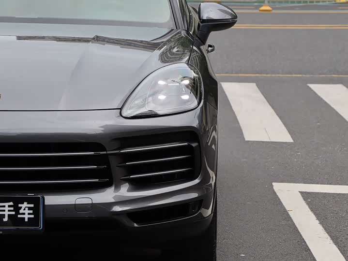 Фото 8 - Porsche Cayenne