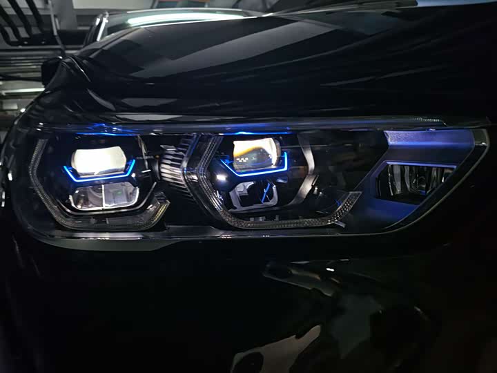 Фото 15 - BMW X5