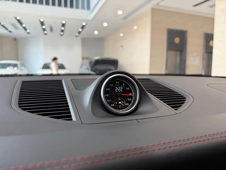 Фото 8 - Porsche Macan