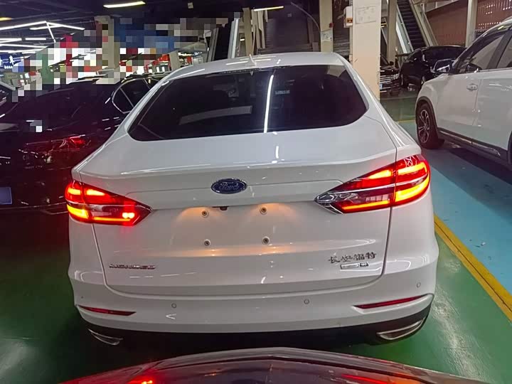 Фото 6 - Ford Mondeo