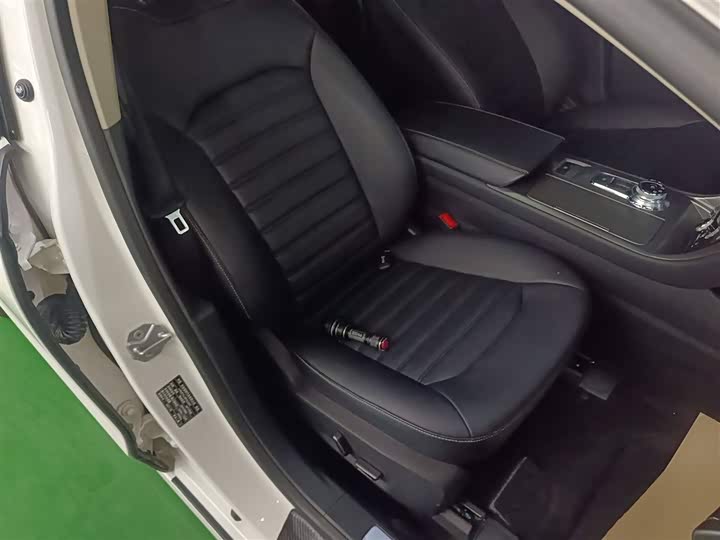 Фото 8 - Ford Mondeo