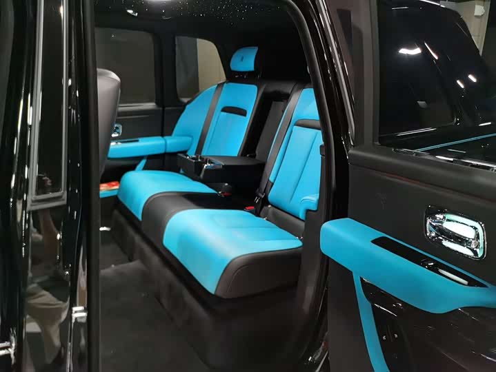 Фото 5 - Rolls-Royce Cullinan