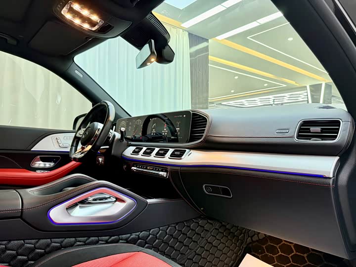 Фото 9 - Mercedes-Benz GLE-Class AMG