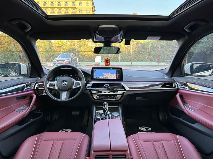 Фото 5 - BMW 5 Series